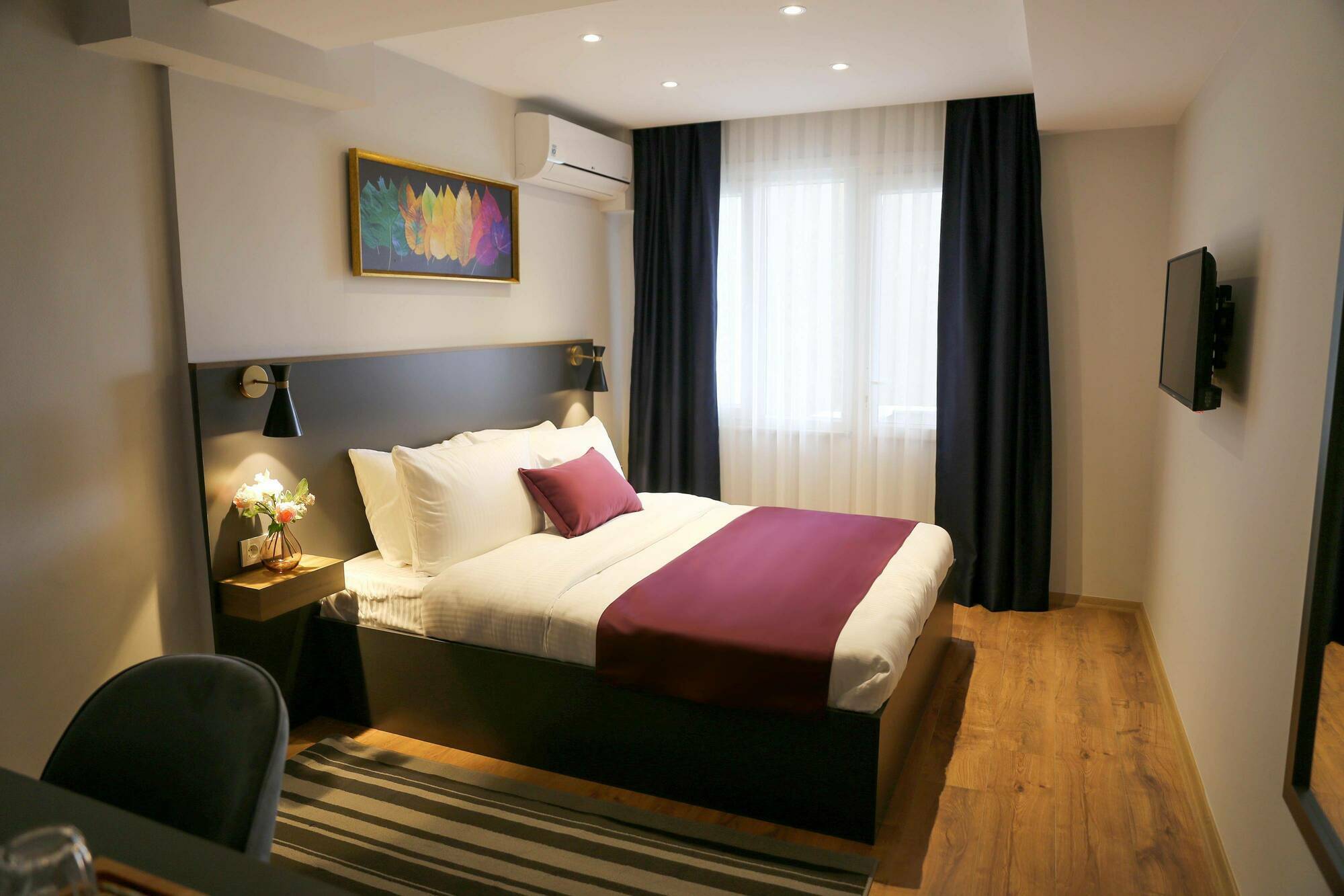 The Roomy Hotel Sisli Istanbul Exterior foto
