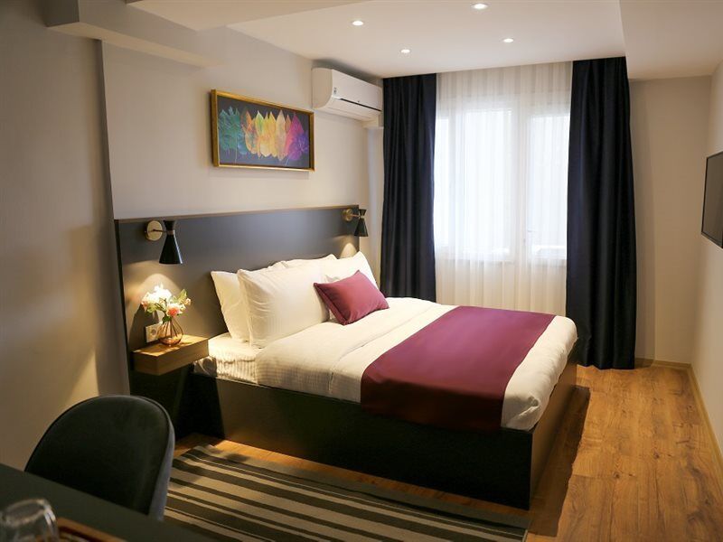 The Roomy Hotel Sisli Istanbul Exterior foto